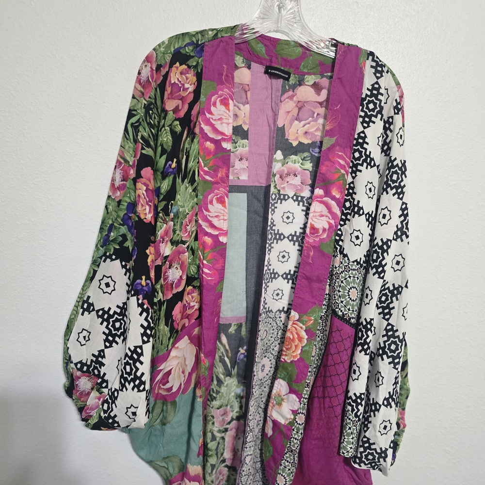 Anthropologie Floral and Geometric Kimono - Pink, Green, Black - Picture 3 of 9
